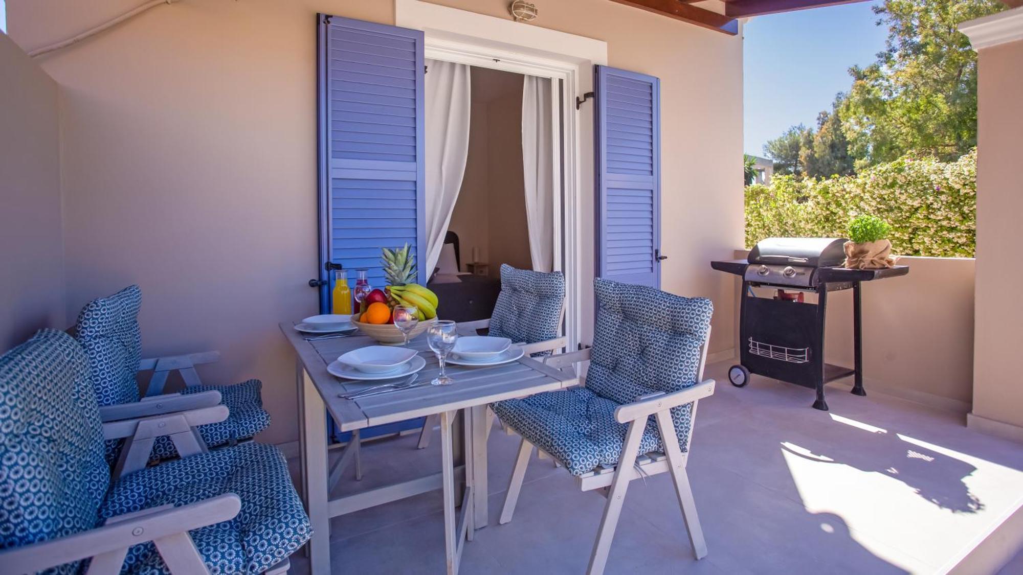 Cosmos Villas Angelina Agios Georgios  Exterior photo