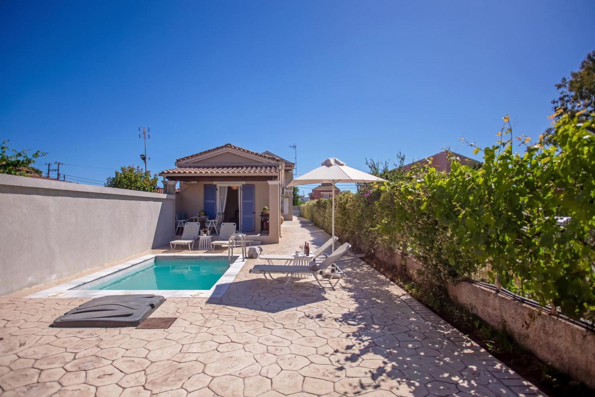 Cosmos Villas Angelina Agios Georgios  Exterior photo